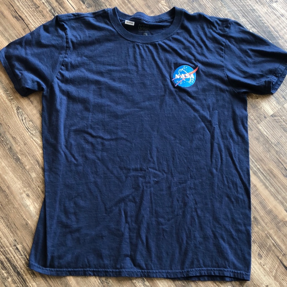 Artist Union Clothing Co. men’s navy tshirt